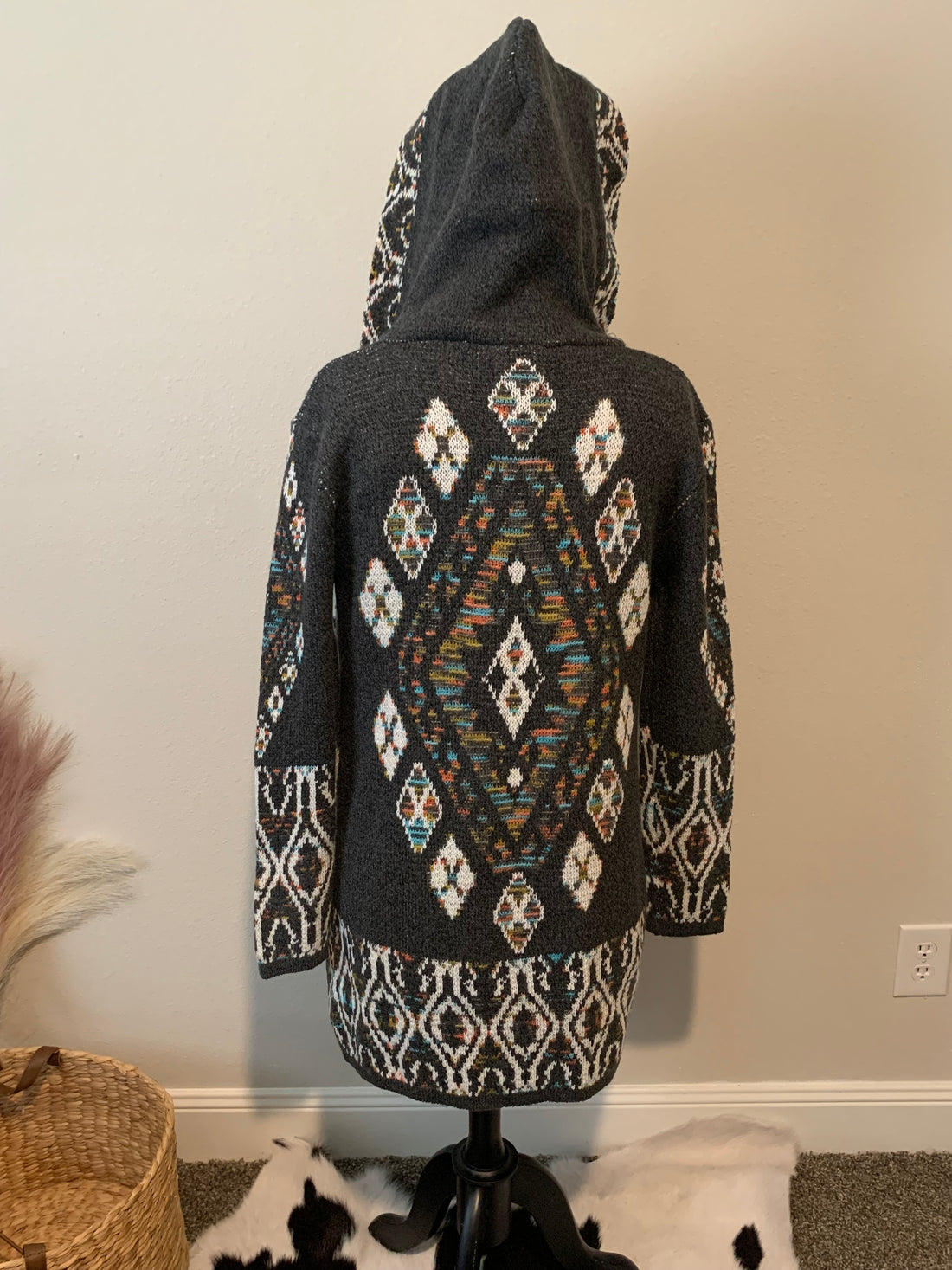 Cardigan Charcoal Grey Aztec design