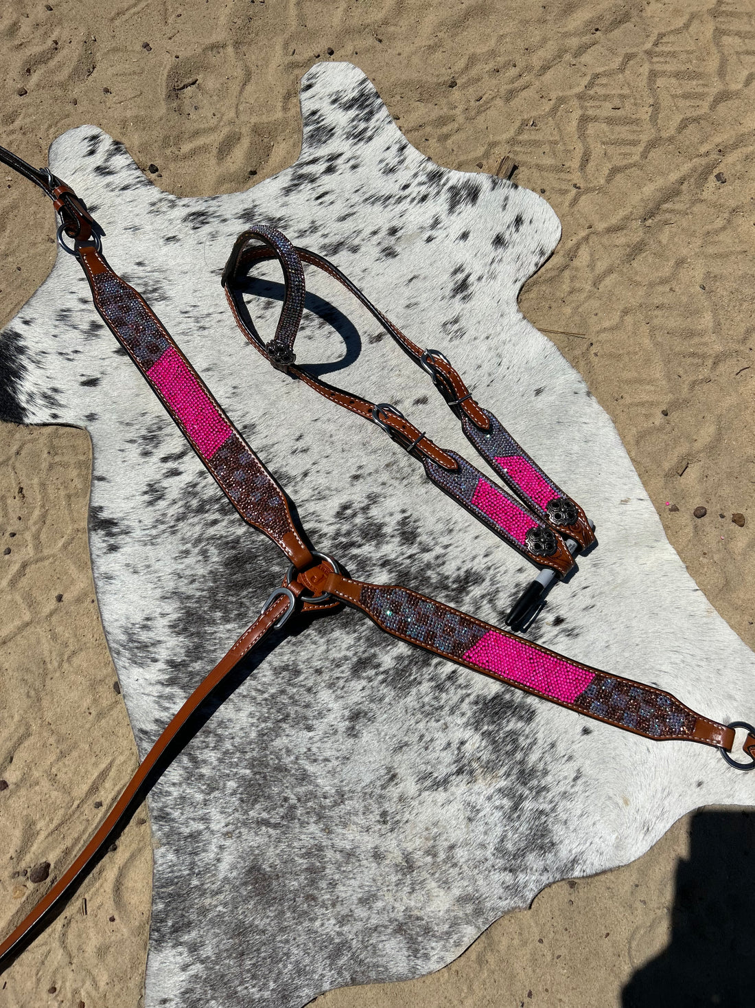 Custom Bling Tack Set - Hot pink/copper/ab square design