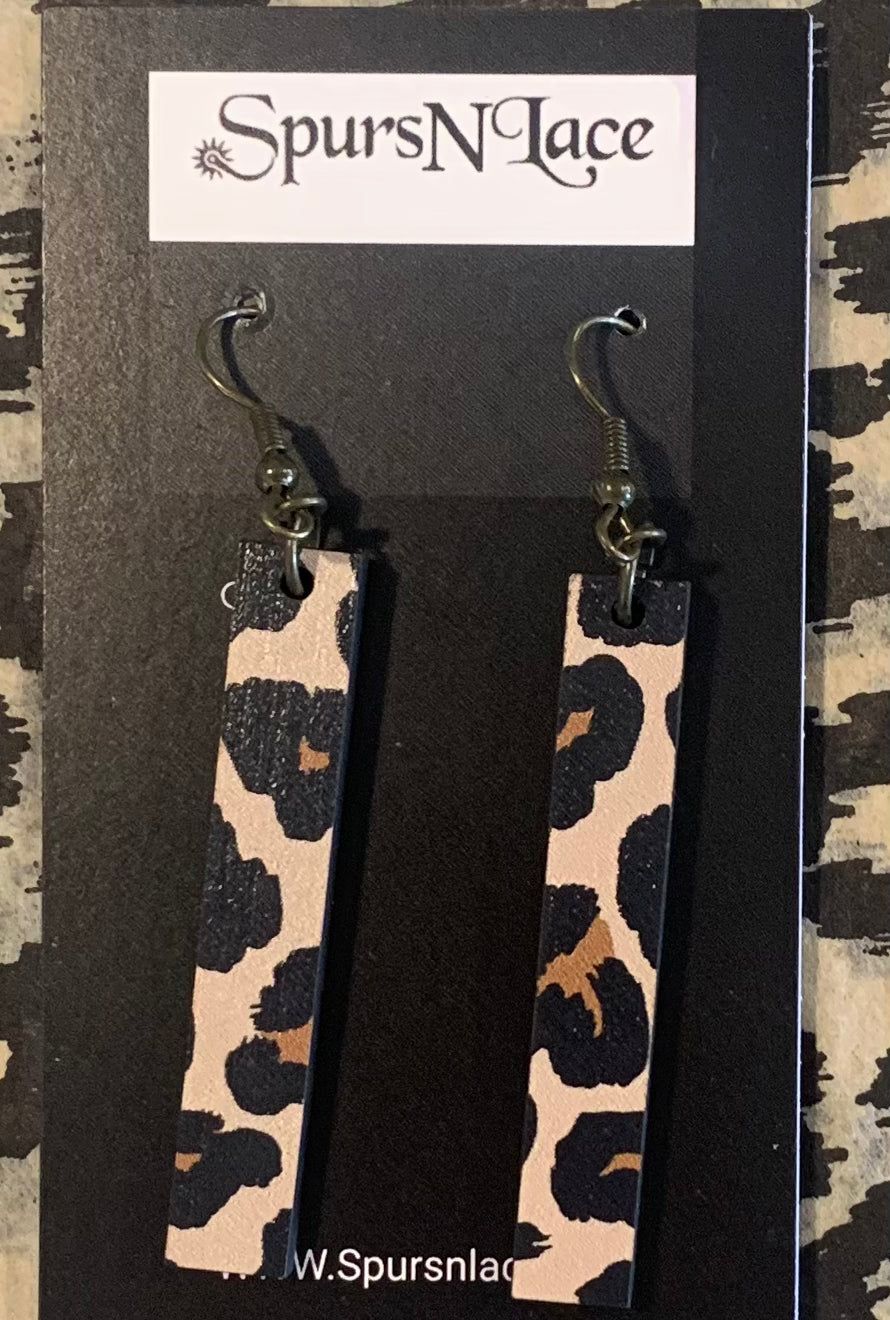 Earrings Handmade - Long Thin Stick cheetah print NE28
