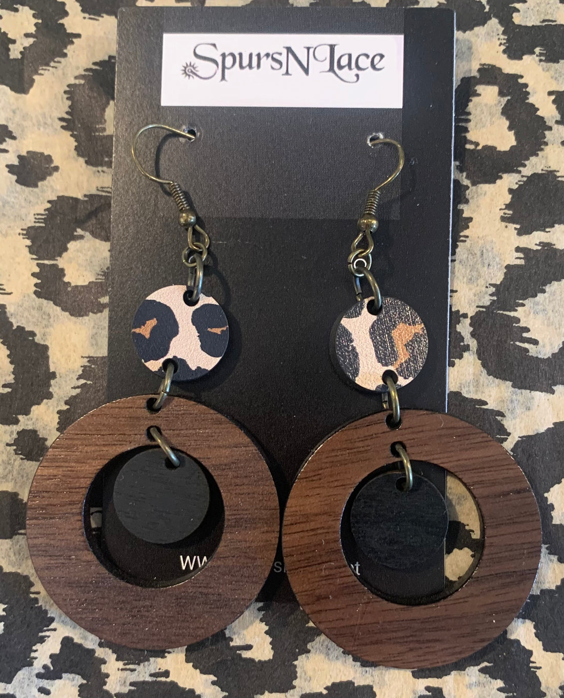 Earrings Handmade - Wood Diamond shape 2 piece Circle with Cheetah print NE25