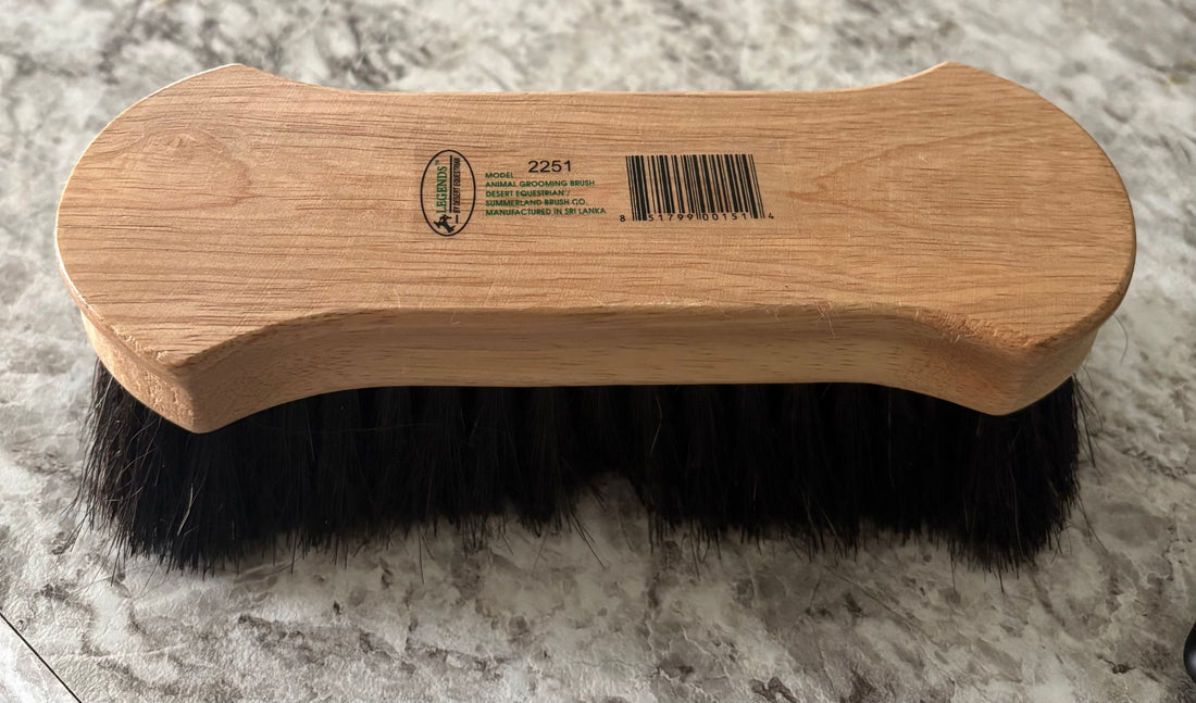 LEGENDS LARGE HORSE HAIR GROOMING BRUSH