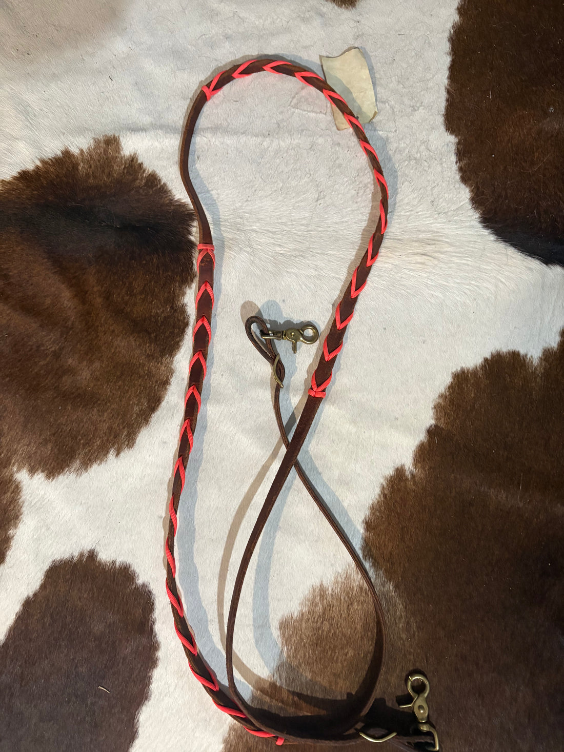 THIN LEATHER SINGLE REINS PARACORD LACING WITH CLIP ENDS